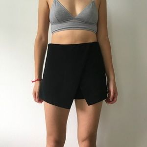 LF Black Envelope Skort